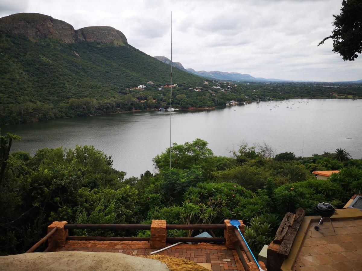 letamong lodge Hartbeespoort Eksteriør billede